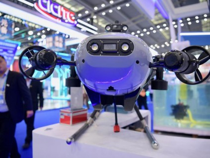 IDC报告：预计明年中国市场人工智能终端占比将达55%