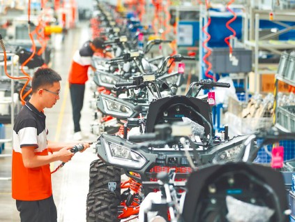 IMF：消费投资出口三驾马车如何推动中国经济发展？