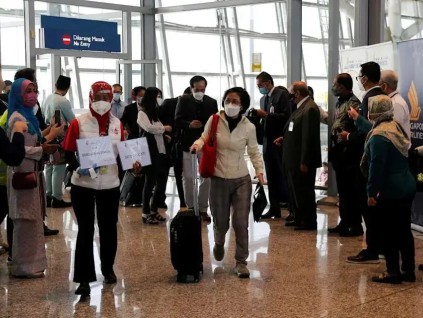 五一假期将至 入境中国旅客要面对新冠核酸抽检