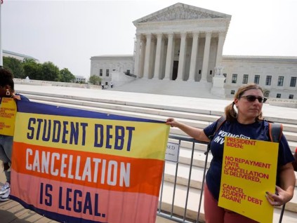 美国为艺术学院学生提供61亿美元学生贷款债务减免