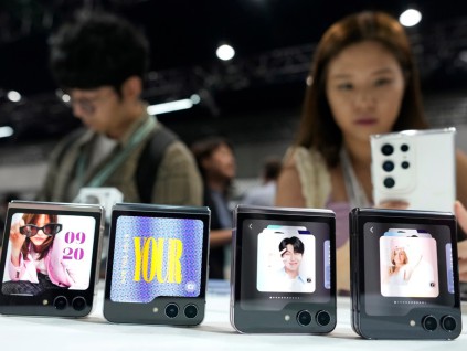 三星重回全球智能手机出货量冠军 前五名中国占3位