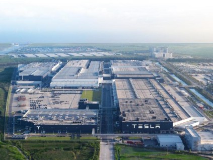 超级电池已建成 特斯拉上海储能超级工厂预计明年初量产