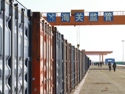 中方反制美对等关税 一文看懂哪些美进口商品受影响