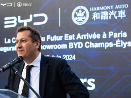 中国电动车企在欧出售更多插电混动车以规避关税