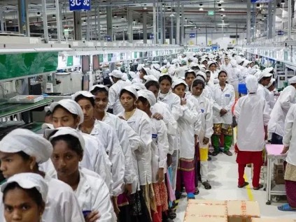 富士康传从印度厂房撤走300名中国籍工程师