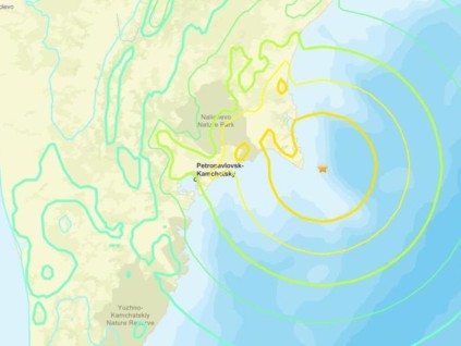 美国地质调查局信息：堪察加半岛海域地震达7.7级
