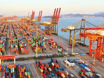 世贸组织：AI或在2040年前提升全球贸易近40%