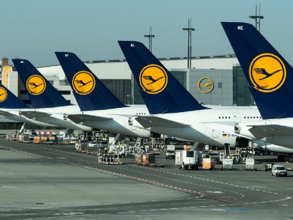 德国汉莎航空大规模缩减成本 2030年前裁员四千人