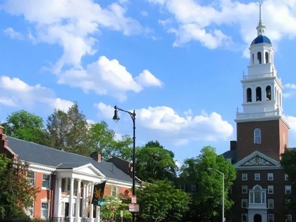 哈佛大学加速校园脱碳 温室气体排放量减少32% 哈佛大学加速校园脱碳 温室气体排放量减少32%