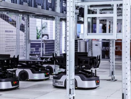 京东全球首个智能物流机器人超级工厂落户无锡