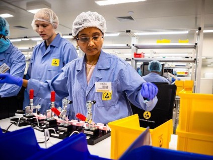 H-1B签证政策引争议 特朗普称美国仍需海外技术人才