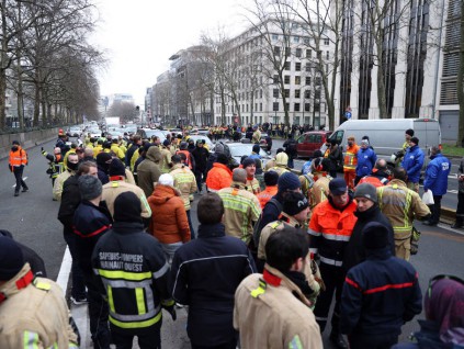 抗议政府紧缩计划 比利时工会号召全国罢工三天