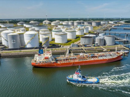 数据显示上月原油日均进口量创27个月新高