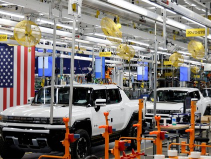 美国制造业去年12月持续走弱 连续10个月收缩