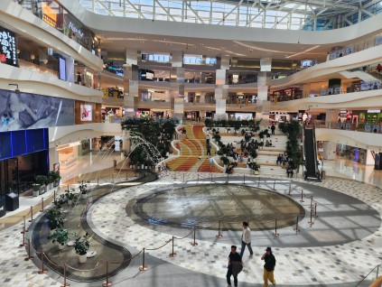 今年优化消费品以旧换新政策实施 推动贸易创新发展