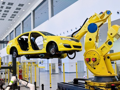 中国2025年创万亿美元贸易顺差 关税压力下仍创新高