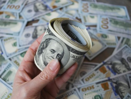 渣打银行：美元年内涨幅高达8% 亚洲货币则可能走弱