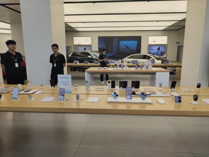 IDC：时隔五年 华为手机重返中国市场销量第一