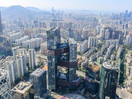 中国经济去年全年增长5.0% 国内生产总值超140万亿