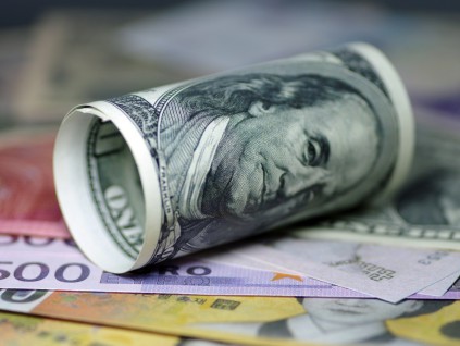 外资持续撤离印度股市 卢比兑美元跌至历史新低