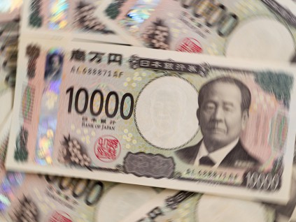 日债遭抛售逆转日元套利交易 分析：恐拖累全球股市