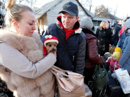 中领馆：在俄长居男性须同意在俄军事单位至少服役一年
