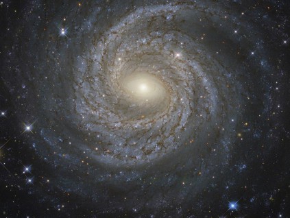 天文学家发现占99.9%的黑暗星系 有望揭开暗物质之谜