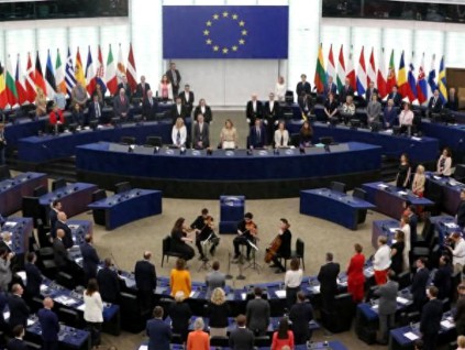 欧洲议会批准欧美贸易协议 取消对美工业品关税