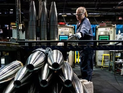 加速增产武器 美国政府要汽车和制造业化身兵工厂