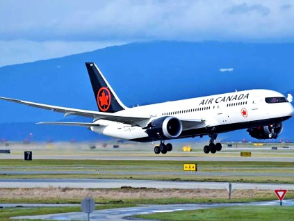 加拿大将逐步增加往返中国直航数量 推动贸易多元化