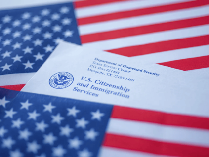美国移民局新规：绿卡申请者必须返回原籍国提出申请