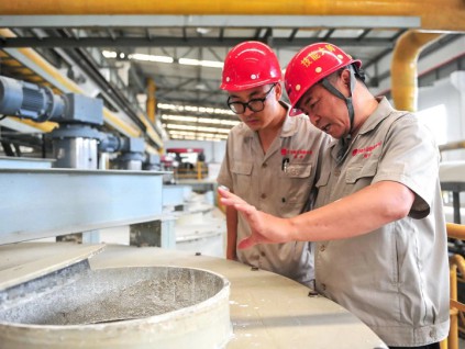 路透：中国构建稀土人才培养体系 巩固全球主导地位