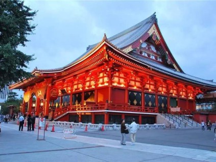 中国公民赴日签证费飙五倍 日本正式跻身高价签注国
