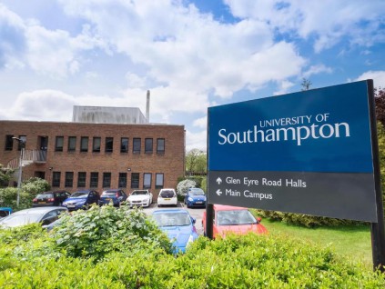 英国研究团队开发出AI工具 快速分析肿瘤细胞中心体异常