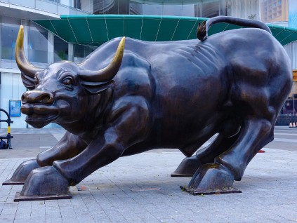 全球基金结束连续四年低配中国股票 回到基准持平状态