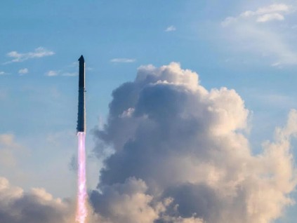 SpaceX星舰实现首次地球轨道飞行 提前结束任务